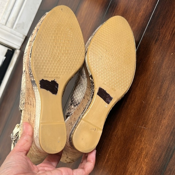 Stuart Weitzman Snake Embossed Leather Sling Back Wedge Heeled Sandals size 11 - Picture 10 of 13